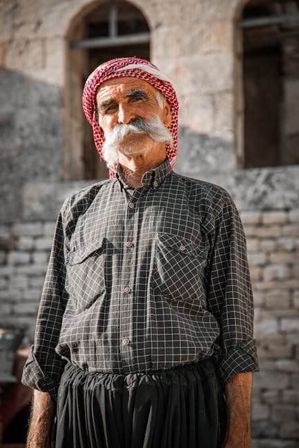 حادثة قميص في البرلمان الهولندي تثير جدلاً واسعاً حادثة قميص في البرلمان الهولندي تثير جدلاً واسعاً